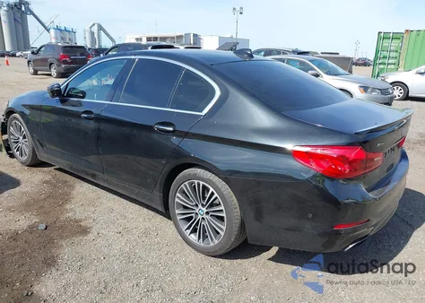 2017 BMW 540I xDrive z USA, uszkodzony, nr VIN WBAJE7C38HG888047